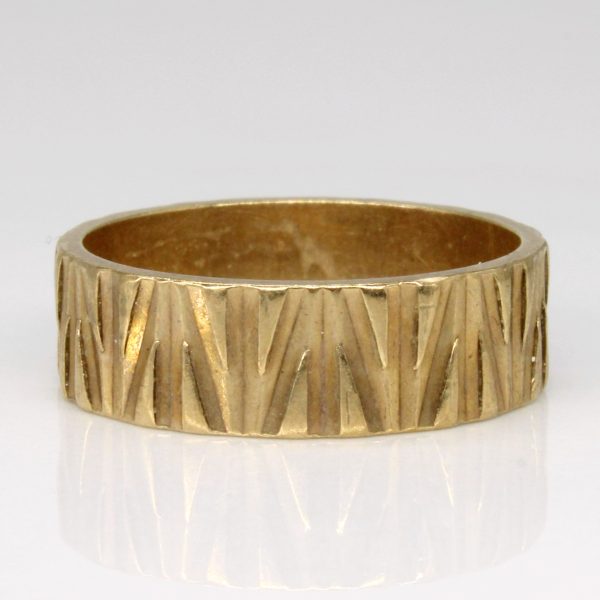 1976 9k Yellow Gold Carved Band | SZ 7.25 | For Sale